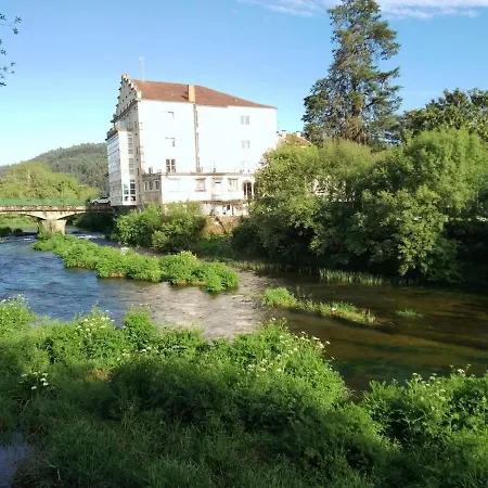 Lägenhet O Balcon Do Rio Caldas De Reis